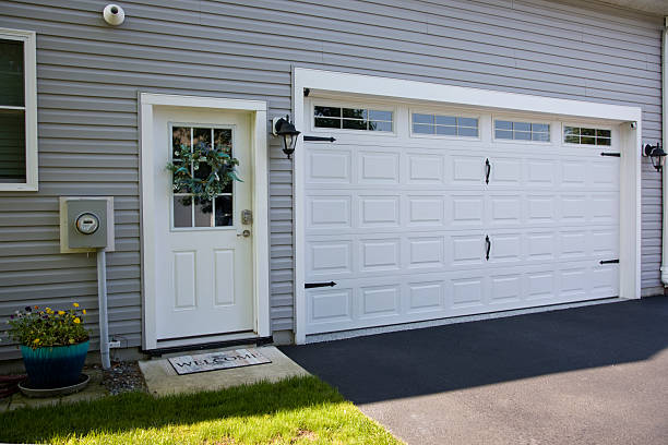 24/7 Emergency Garage Door Panel Replacement experts in Riner, VA